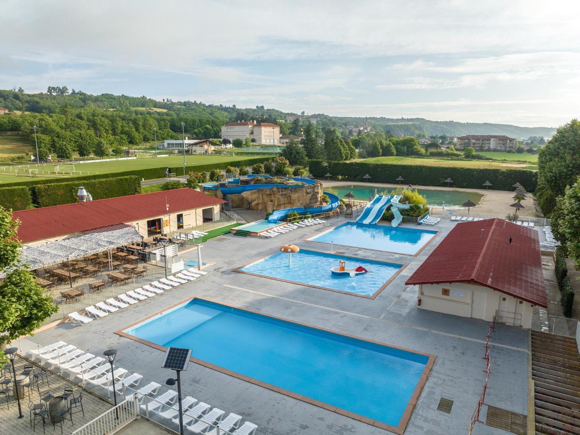 Camping Chateau De Galaure Chateauneuf-de-Galaure Экстерьер фото