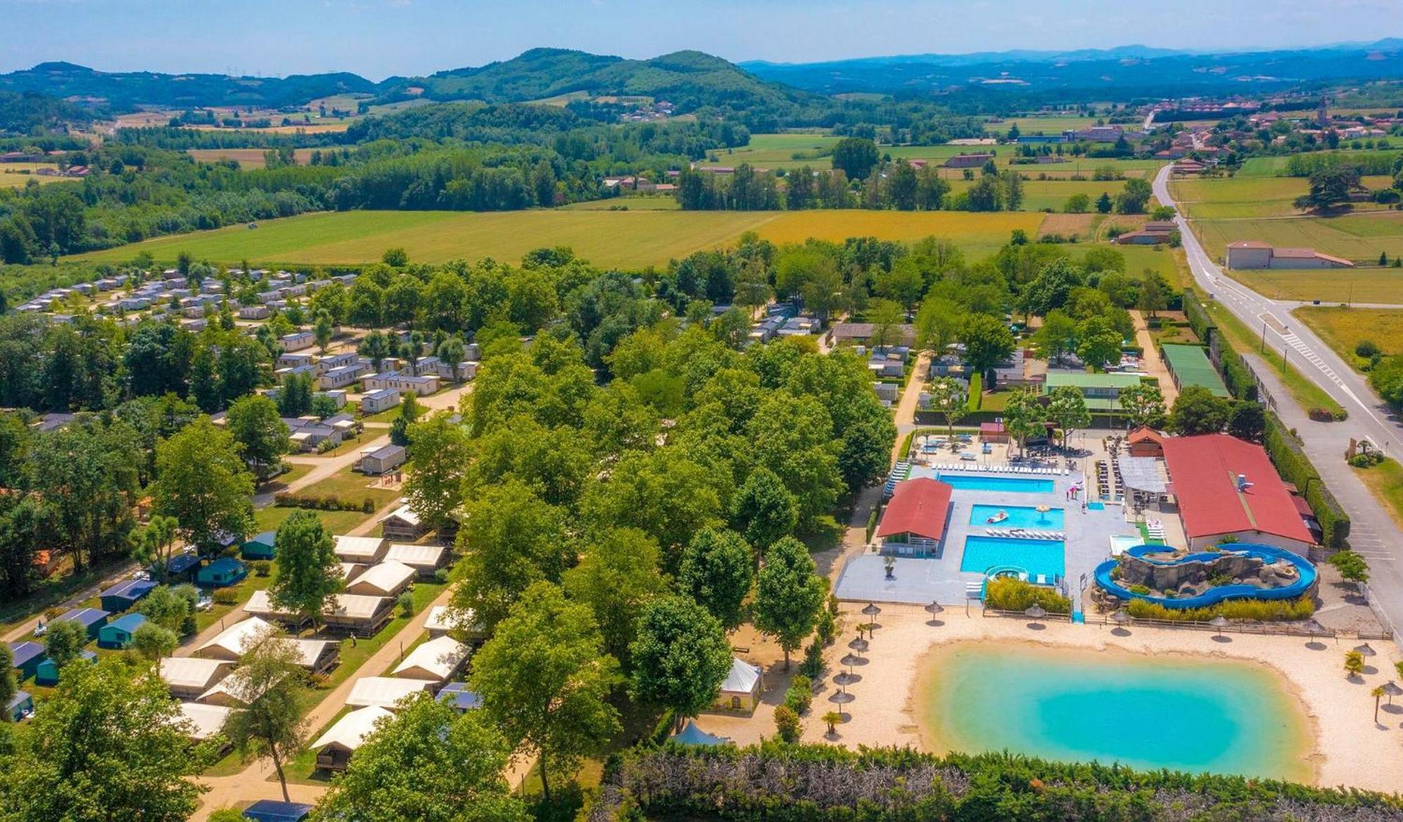 Camping Chateau De Galaure Chateauneuf-de-Galaure Экстерьер фото